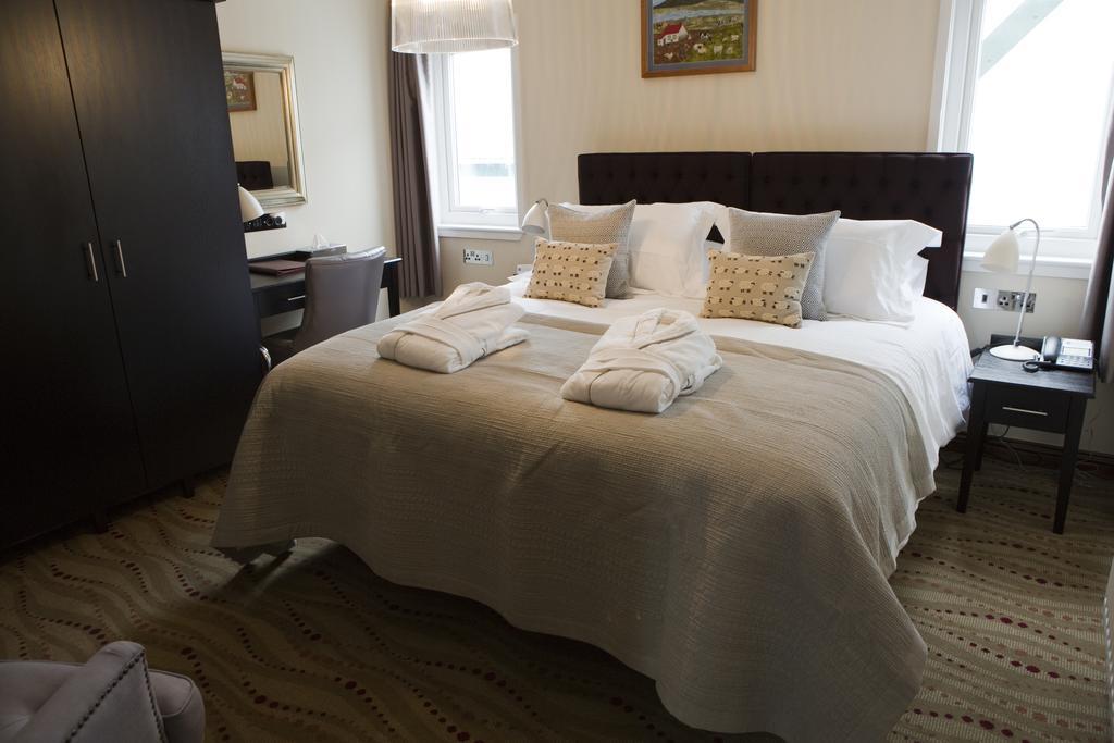 The Waterfront Boutique Hotel Stanley Exterior photo